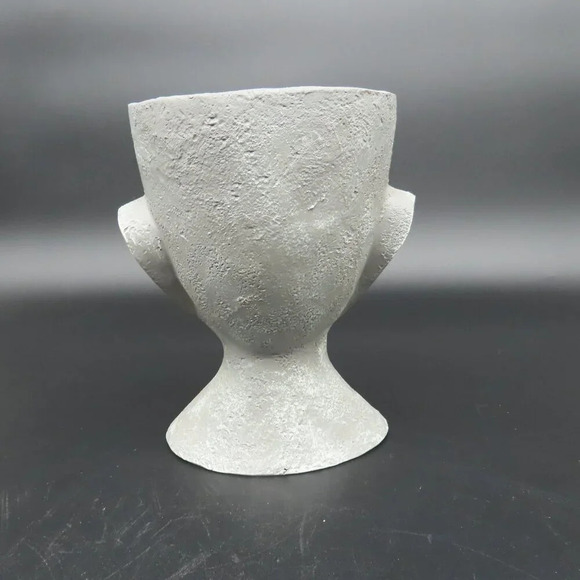 Grey Face Resin Planter 6.25"W x 7"H - Picture 3 of 5